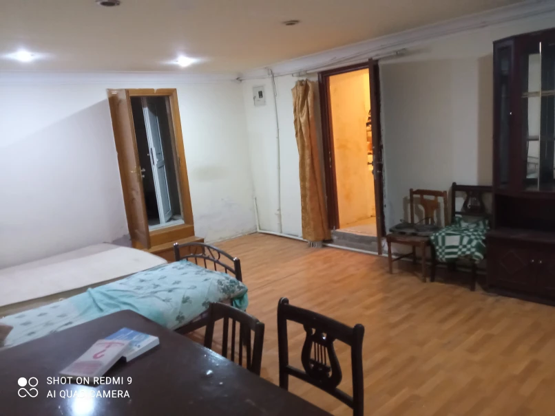 İcarə köhnə tikili 2 otaqlı 80 m², Yasamal r.-1