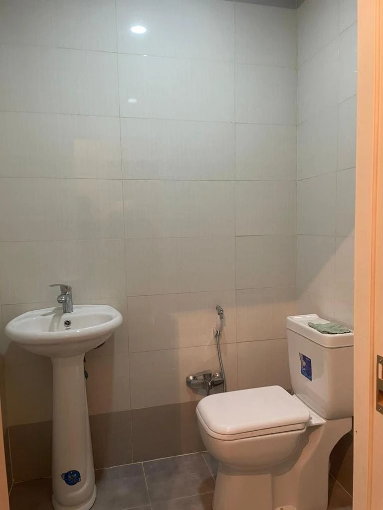 Satılır yeni tikili 2 otaqlı 60 m², İnşaatçılar m.-1