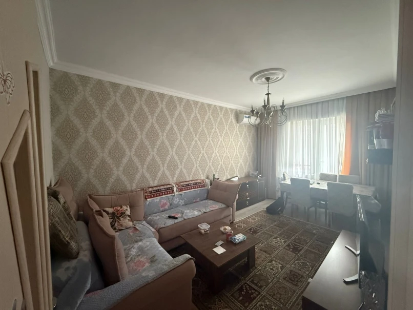 Satılır köhnə tikili 3 otaqlı 85 m²,  İnşaatçılar m.-1