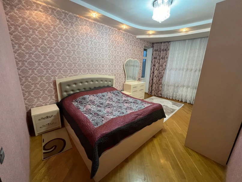 İcarə yeni tikili 4 otaqlı 150 m²,  Xətai-1