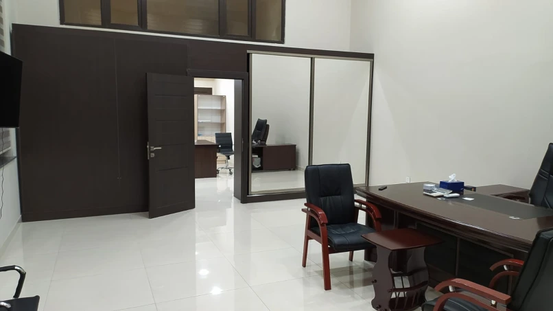 İcarə ofis 3 otaqlı 100 m², Nəsimi r.-1