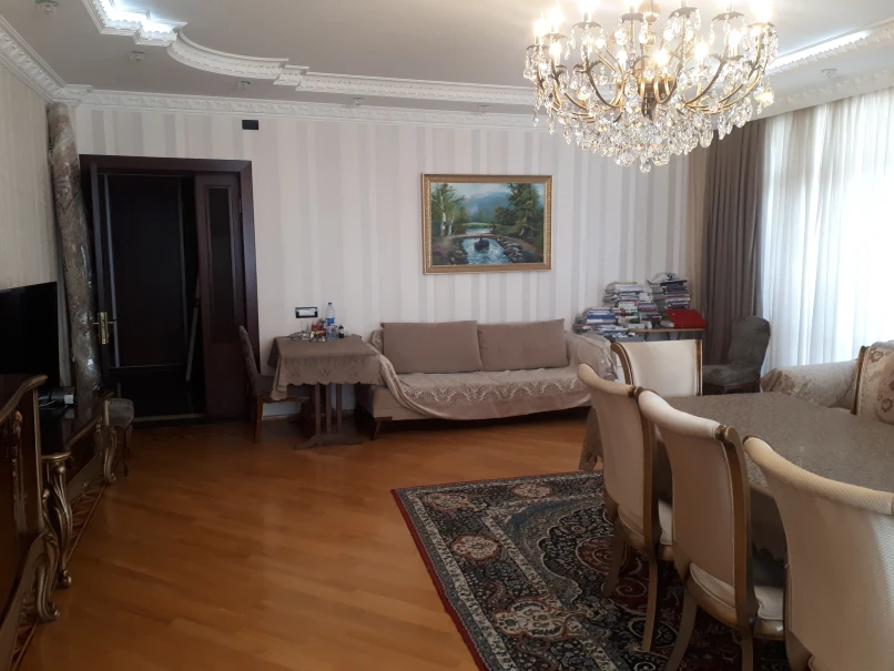 Satılır yeni tikili 3 otaqlı 160 m², Memar Əcəmi m.-1