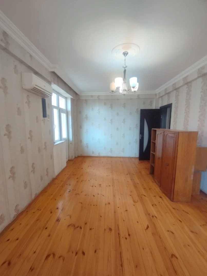 Satılır yeni tikili 2 otaqlı 65 m², İnşaatçılar m.-1