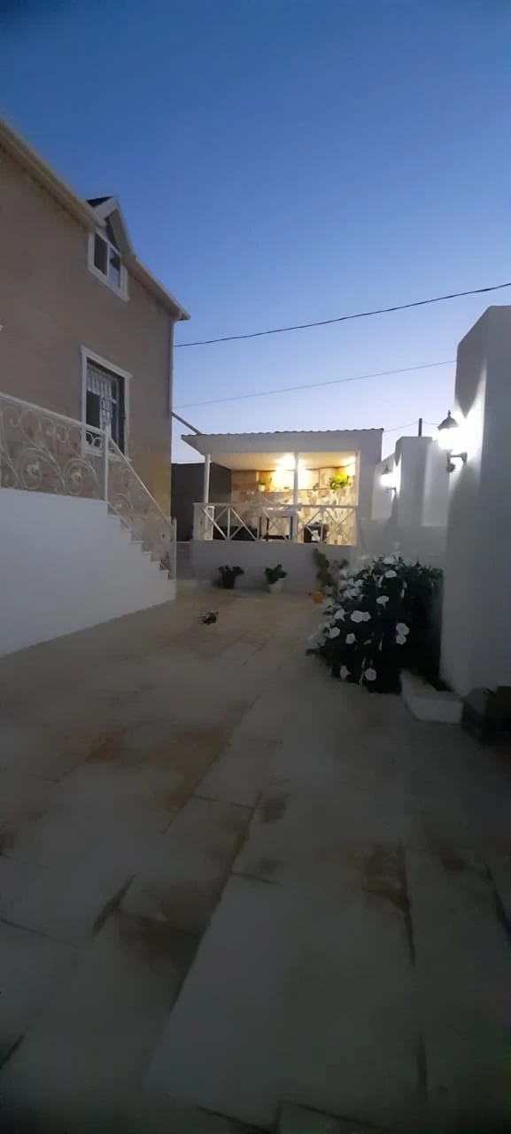 Satılır ev/villa 4 otaqlı 260 m², Badamdar q.-1
