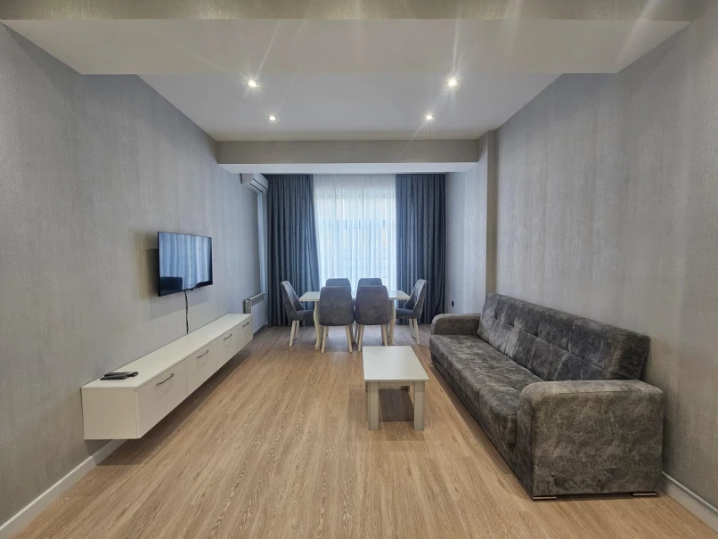 İcarə yeni tikili 2 otaqlı 80 m²,  Şah İsmayıl Xətai m.-1
