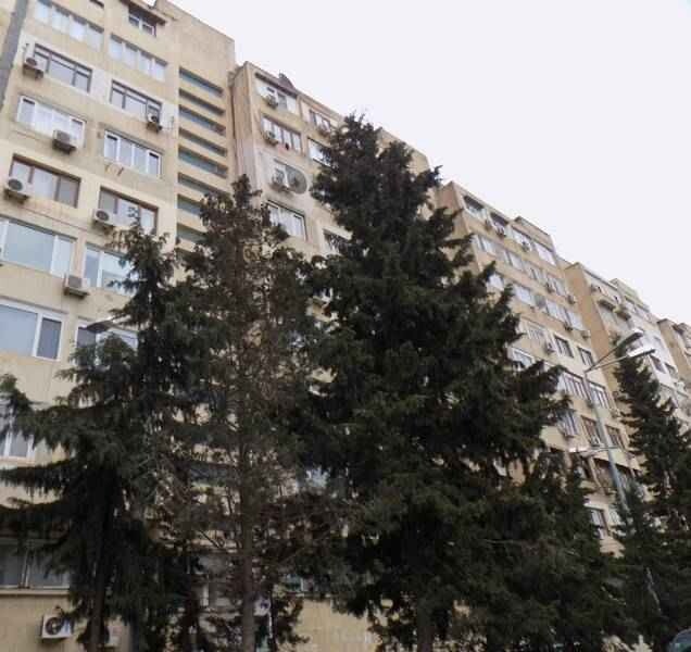 Satılır köhnə tikili 3 otaqlı 90 m², Binəqədi-1 Satılır köhnə tikili 3 otaqlı 90 m², Binəqədi-1