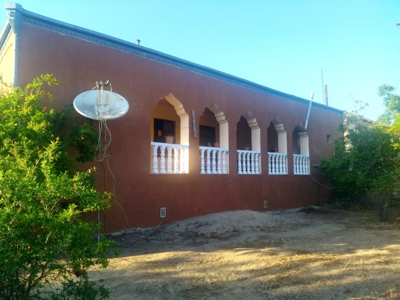 Satılır bağ evi 140 m², Binə q.-1