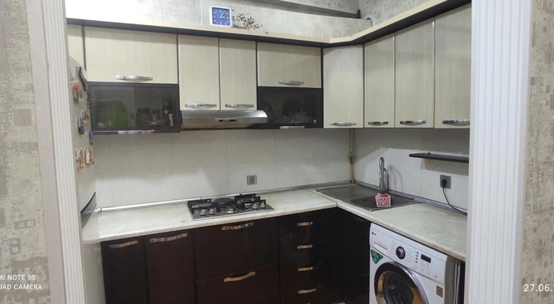 Satılır yeni tikili 3 otaqlı 98 m², İnşaatçılar m.-1