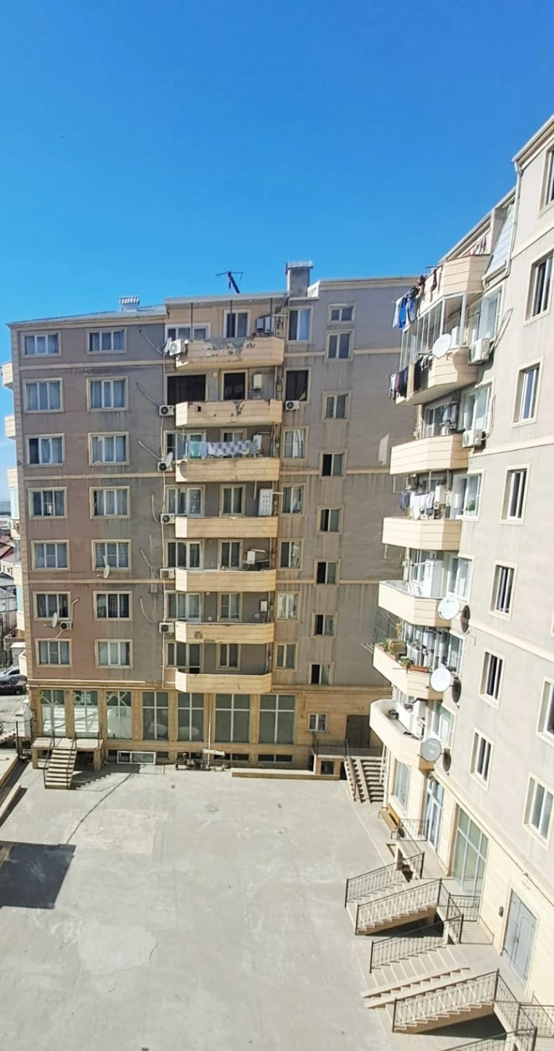 Satılır yeni tikili 2 otaqlı 68 m²,  Xırdalan-1