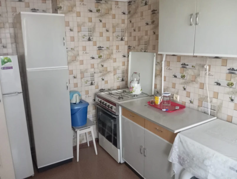 Satılır köhnə tikili 2 otaqlı 55 m², İnşaatçılar m.-1