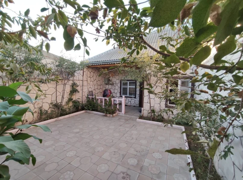 Satılır bağ evi 180 m²,  Buzovna-1