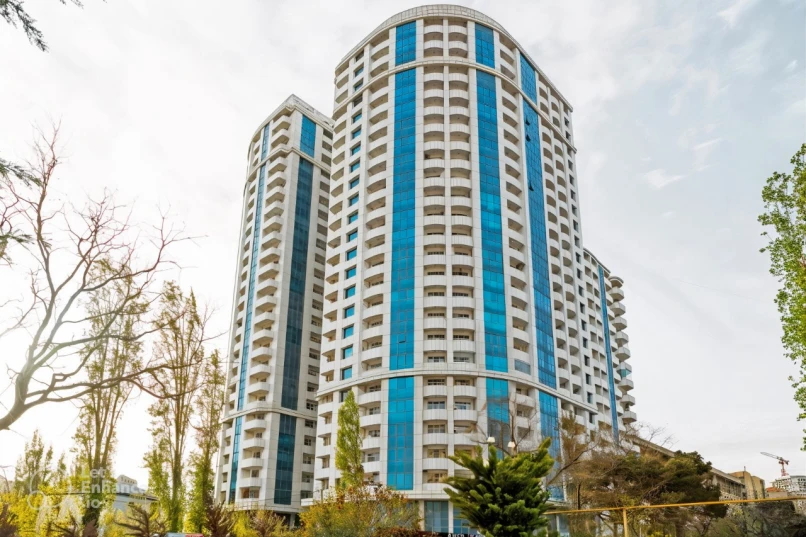 Satılır yeni tikili 3 otaqlı 140 m², Elmlər Akademiyası m.-1 Satılır yeni tikili 3 otaqlı 140 m², Elmlər Akademiyası m.-1