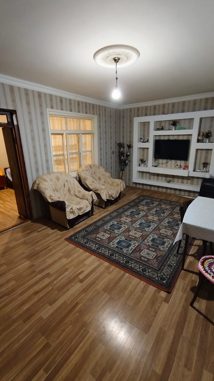 Satılır ev/villa 3 otaqlı 80 m²,  İnşaatçılar m.-1