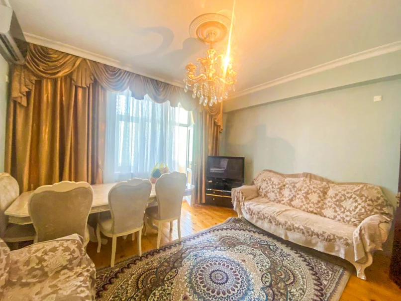 Satılır yeni tikili 2 otaqlı 80 m², Neftçilər m.-1