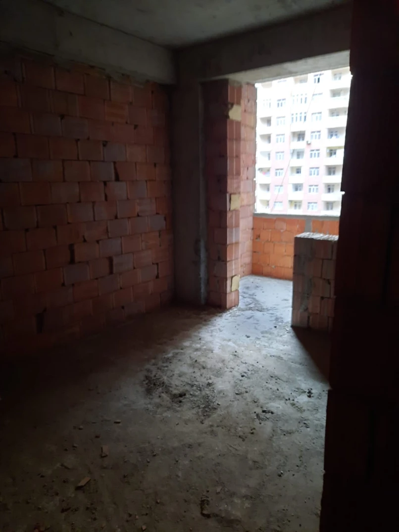 Satılır yeni tikili 2 otaqlı 96 m², İnşaatçılar m.-1