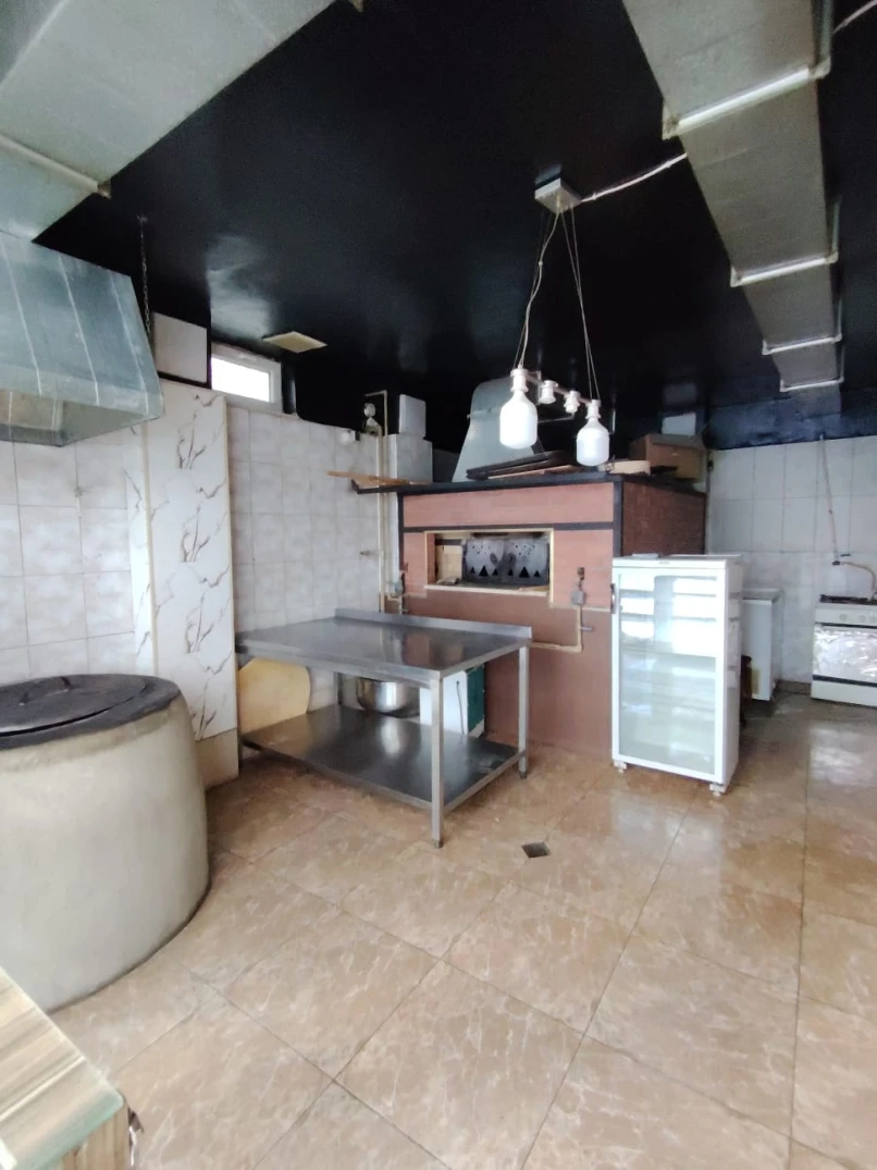 Satılır obyekt 25 m²,  Memar Əcəmi m.-1