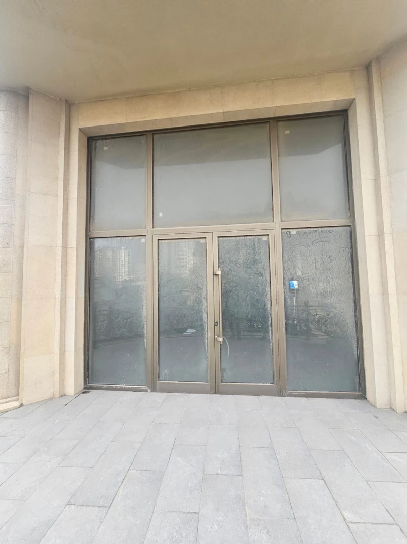 Satılır obyekt 170 m²,  Nizami m.-1