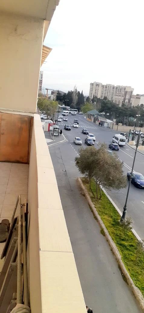 Satılır köhnə tikili 4 otaqlı 90 m², Həzi Aslanov m.-1