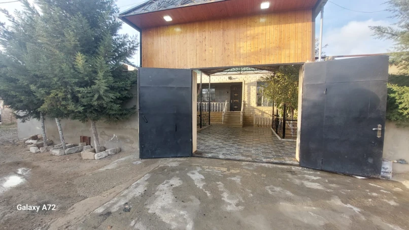 Satılır ev/villa 3 otaqlı 300 m², Hövsan q.-1 Satılır ev/villa 3 otaqlı 300 m², Hövsan q.-1