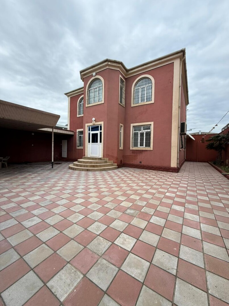 Satılır ev/villa 4 otaqlı 200 m²,  Azadlıq prospekti m.-1