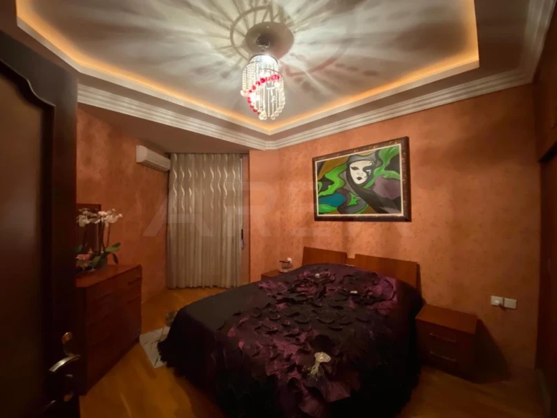 Satılır yeni tikili 3 otaqlı 130 m², Yasamal r.-1