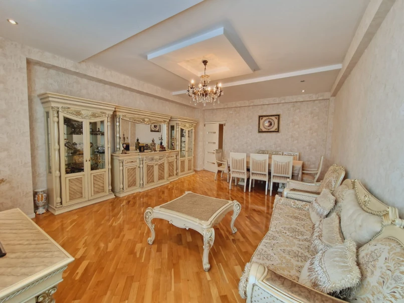 Satılır yeni tikili 3 otaqlı 156 m², Nərimanov r.-1