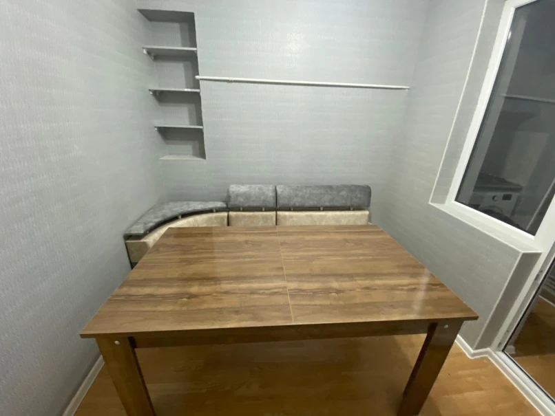 İcarə köhnə tikili 2 otaqlı 40 m², İnşaatçılar m.-1