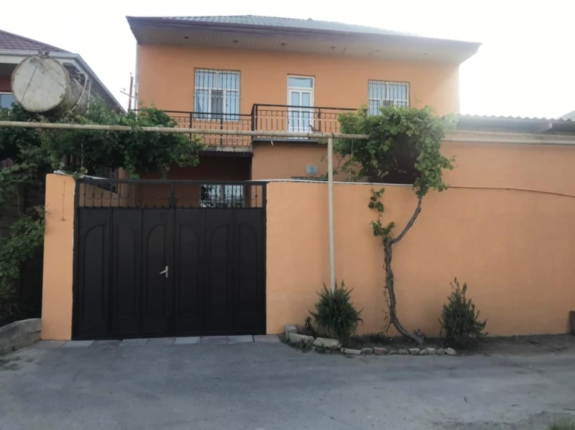 Satılır ev/villa 4 otaqlı 130 m², Əmircan q-1