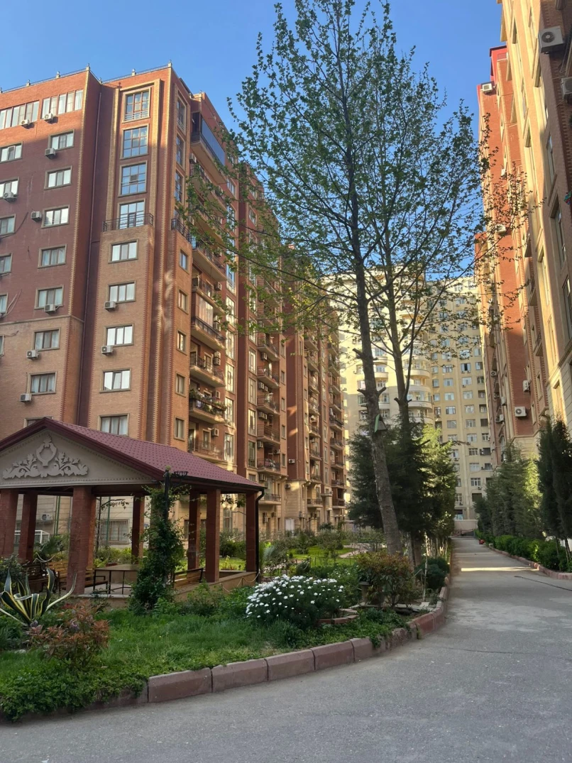 Satılır yeni tikili 3 otaqlı 165 m²,  Nərimanov-1