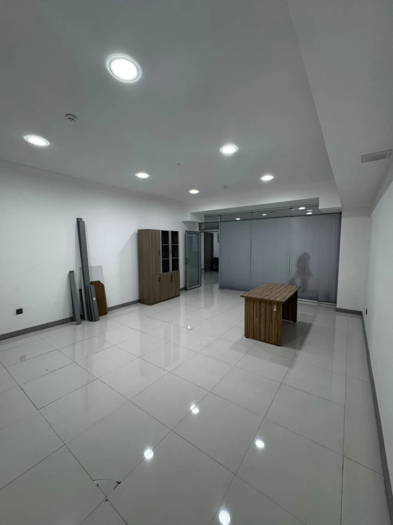 İcarə ofis 1 otaqlı 40 m²,  Gənclik m.-1