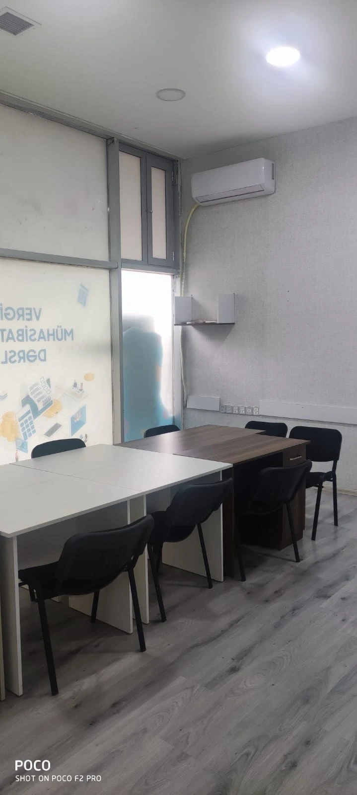 İcarə yeni tikili 6 otaqlı 186 m², Memar Əcəmi m.-1