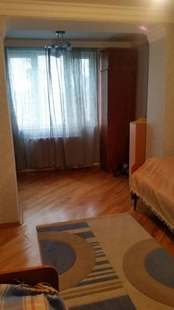 İcarə köhnə tikili 3 otaqlı 70 m², Nərimanov r.-14