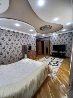 Satılır yeni tikili 3 otaqlı 100 m², Gənclik m.-13 Satılır yeni tikili 3 otaqlı 100 m², Gənclik m.-13