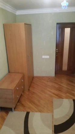 İcarə köhnə tikili 3 otaqlı 70 m², Nərimanov r.-7