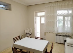 İcarə ev/villa 1 otaqlı 45 m², İnşaatçılar m.-7 İcarə ev/villa 1 otaqlı 45 m², İnşaatçılar m.-7
