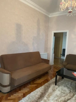 İcarə köhnə tikili 2 otaqlı 57 m²,  İçəri Şəhər m.-5