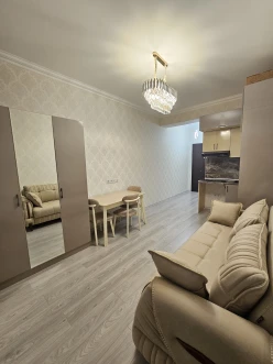 Satılır yeni tikili 1 otaqlı 32 m²,  Yasamal-5