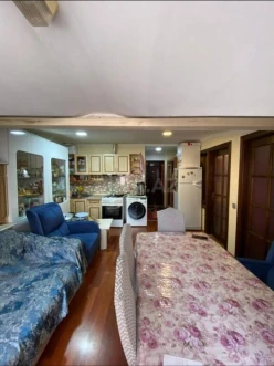 Satılır yeni tikili 3 otaqlı 50 m², İnşaatçılar m.-8 Satılır yeni tikili 3 otaqlı 50 m², İnşaatçılar m.-8