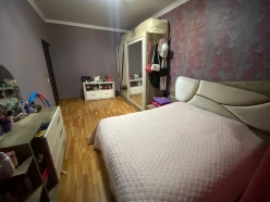 Satılır köhnə tikili 3 otaqlı 85 m², Əhmədli m.-5