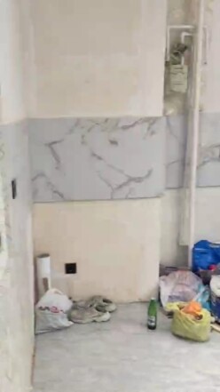 Продаётся новая 2-комнатная квартира площадью 72 м² рядом с метро İnşaatçılar.