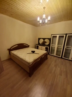 İcarə ev/villa 3 otaqlı 100 m², İnşaatçılar m.-8