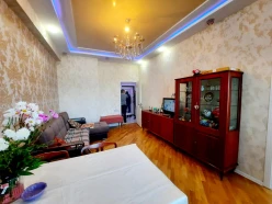 Satılır yeni tikili 2 otaqlı 60 m², Neftçilər m.-2