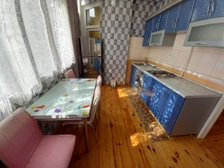 Satılır yeni tikili 2 otaqlı 45 m², İnşaatçılar m.-13