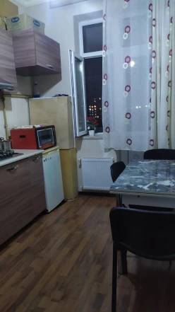 Satılır yeni tikili 1 otaqlı 33 m², İnşaatçılar m.-3