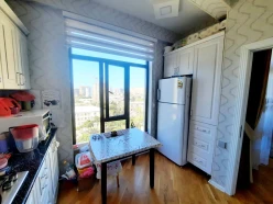 Satılır yeni tikili 2 otaqlı 60 m², Neftçilər m.-8