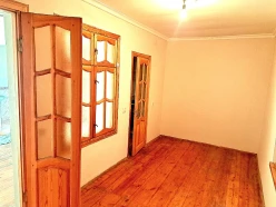 Satılır ev/villa 11 otaqlı 362.5 m²,  Bakıxanov-9