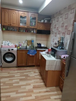 Satılır yeni tikili 3 otaqlı 77 m², İnşaatçılar m.-11