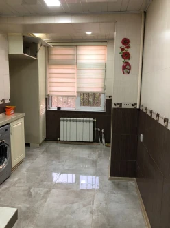 Satılır köhnə tikili 3 otaqlı 96 m², Bakıxanov q.-10