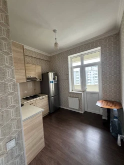 İcarə yeni tikili 2 otaqlı 60 m², İnşaatçılar m.-11