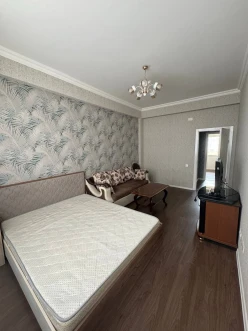 İcarə yeni tikili 2 otaqlı 60 m², İnşaatçılar m.-5